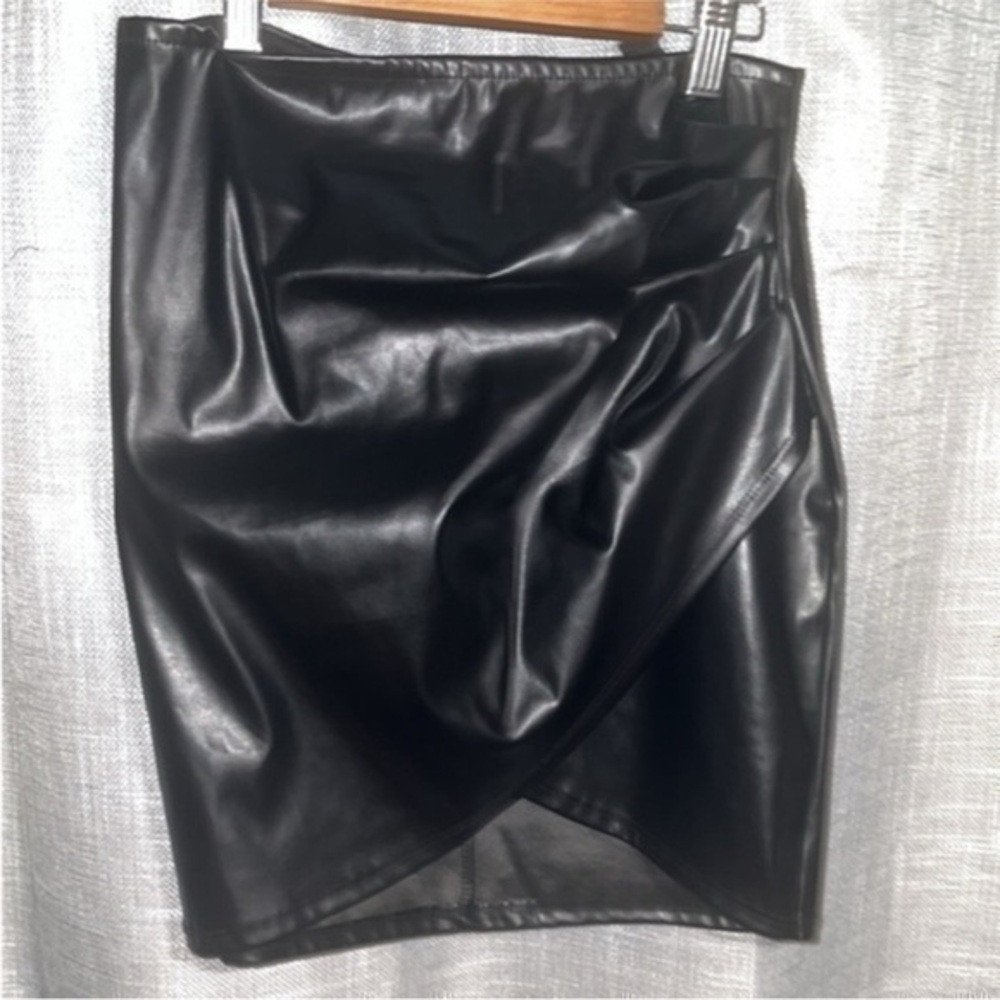 Windsor Black Faux Leather Mini Skirt